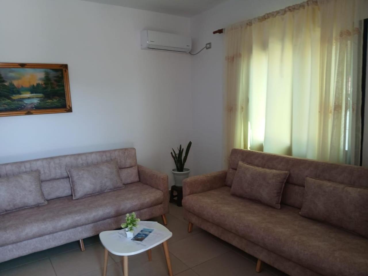 Rental Houses Dukaj Vlorë Exteriör bild